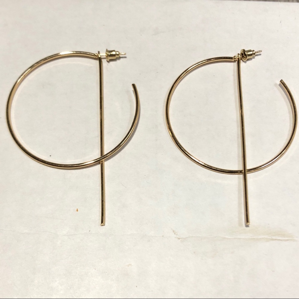 🆕 Hoop Statement Earrings - Picture 3 of 4